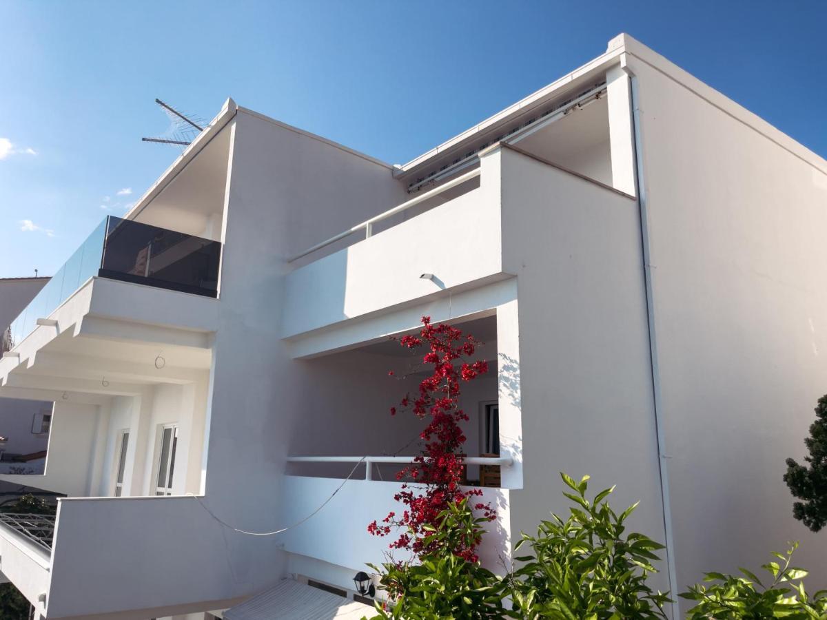 Apartments Goro Podstrana Exterior foto